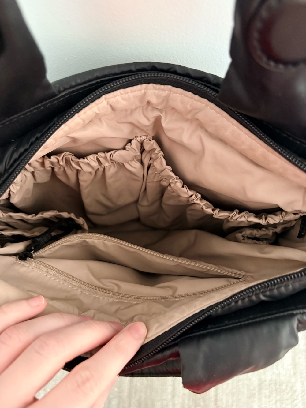 Caraa black nylon tote - Picture 5 of 6